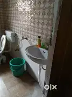 Female roommate required, 1 rk set , vegetarian allowed