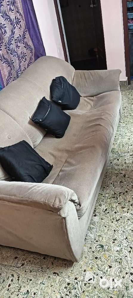 5 seater sofa 3+2