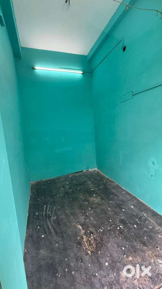 Shop for rent in Royapettah VM Street