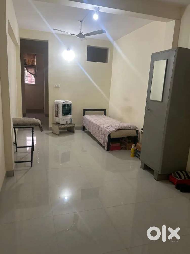 Looking for a room partner