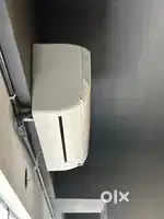 4 Daikin (2 ton AC)