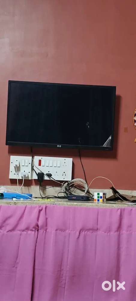 32 inch Vise Television