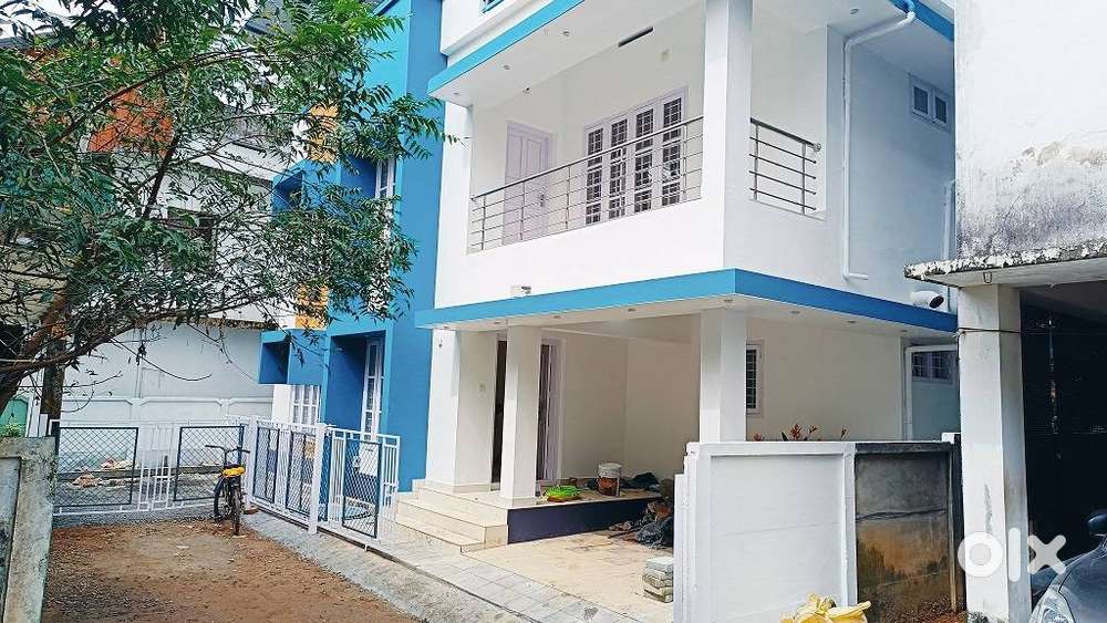 Elthuruthu 1450 Sqft, 3.250cent,3 BHK  New Villa Thrissur