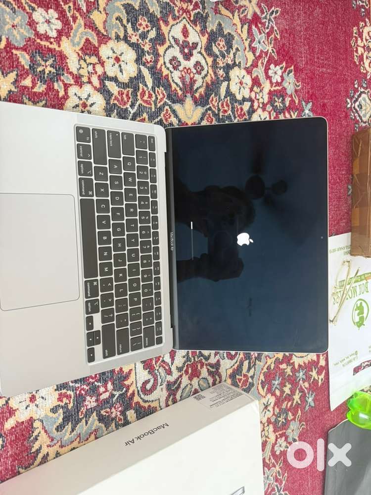 Apple Macbook Air M1