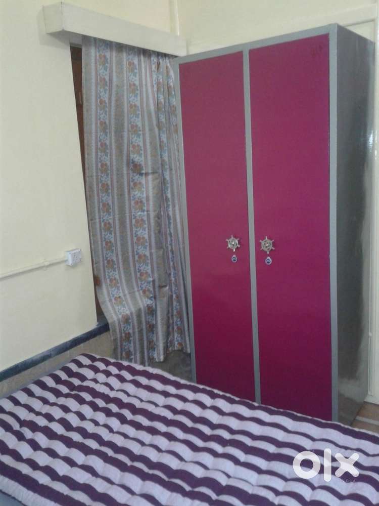 Pg for ladies in Manicktala Area