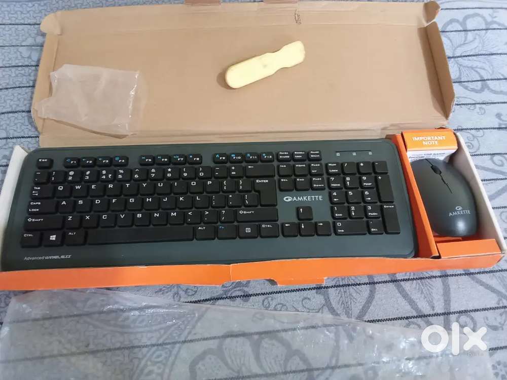 Wireless & wired keyboard Mouse