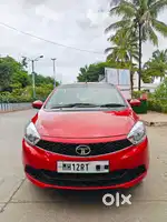 Tata Tiago 1.2 Revotron XZA, 2019, Petrol