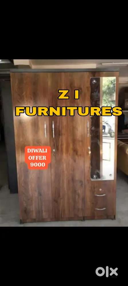 NEW  3 DOOR ALMARI 4 BY 6