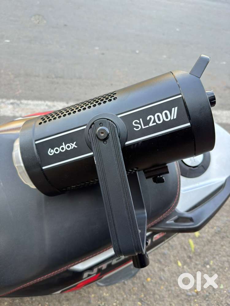 Godox SL 200II  Video Light