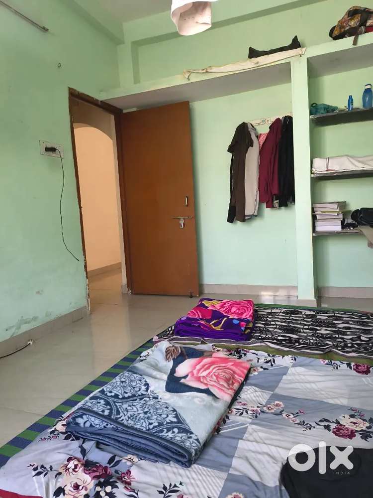 1 roommate Required 2BhK Flat 3000 rent + deposit full facilities avlb