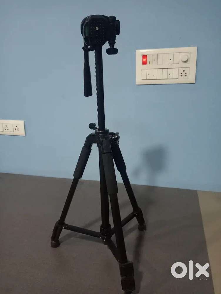 Camera stand