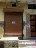 Ground floor + 1st floor totally 3 room seprate owner free hous