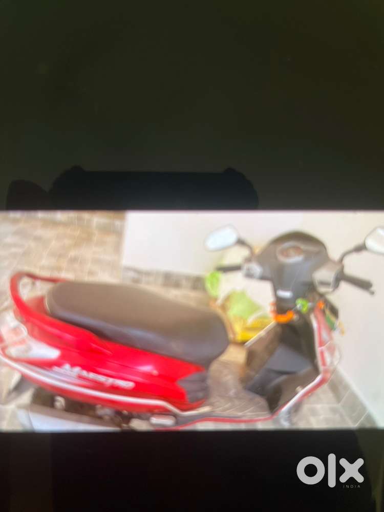 Selling my maestro urjent