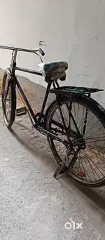 Neelam bold one year old new condition bicycle urgent sale only