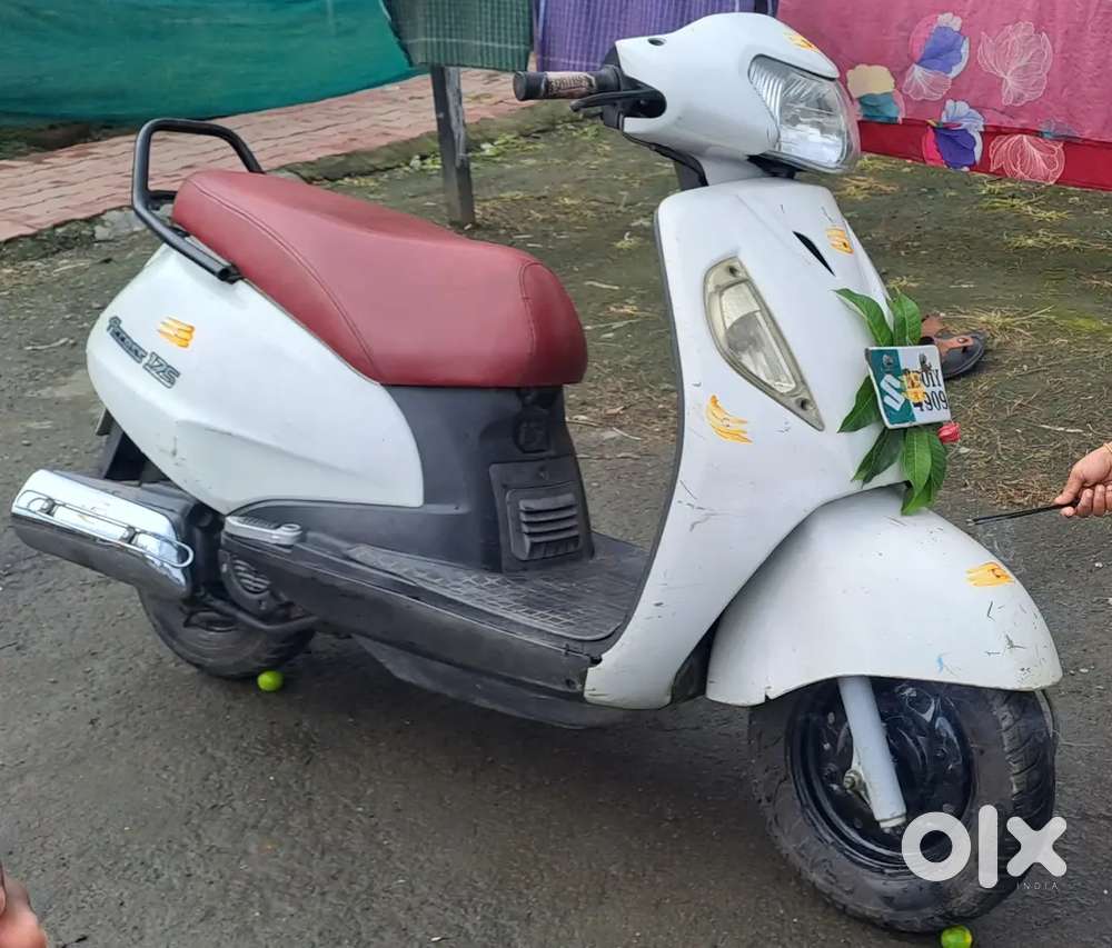 Good condition 2 new tyres