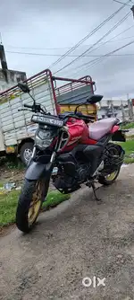 Yamaha FZS v3 deluxe edition in very good condition