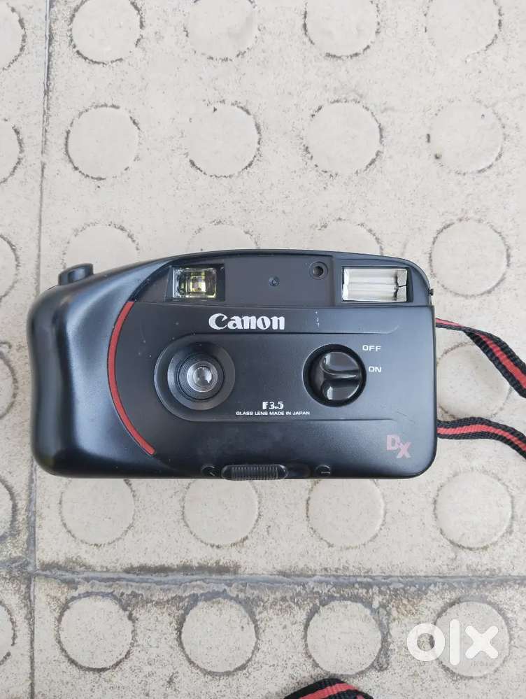 CANON camera old edition without reel and battery