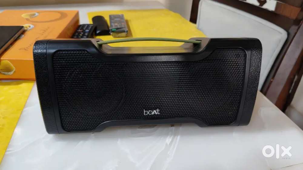 Boat stone 1000 Wireless bluetooth speaker