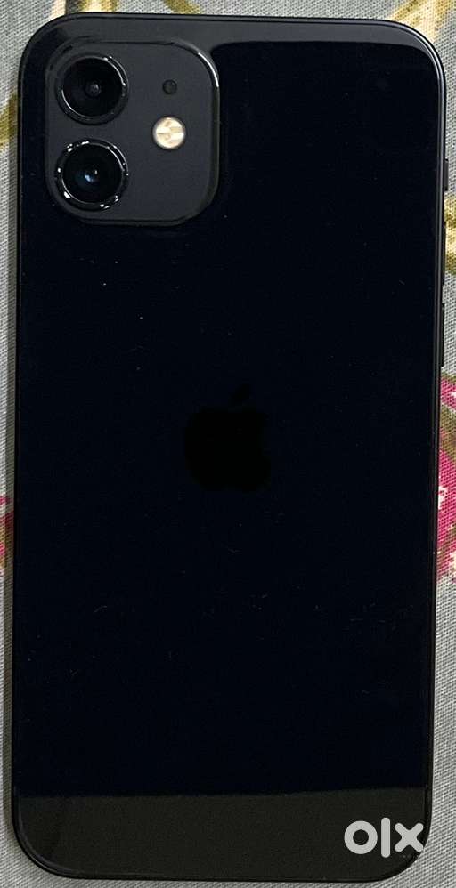 iPhone 12 - Black