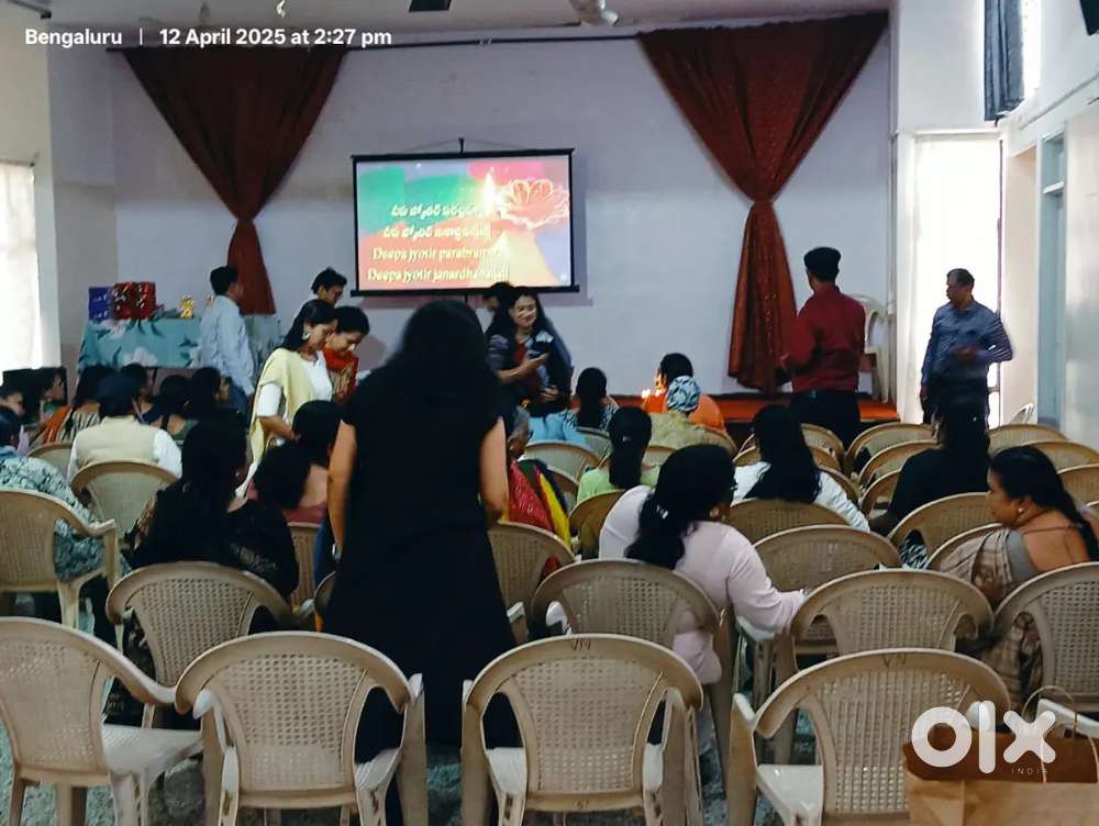 Projector and screen speaker Mike's rentals