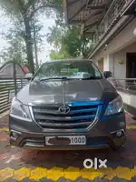 Toyota Innova 2014 Diesel Well Maintained,Low kilometer.