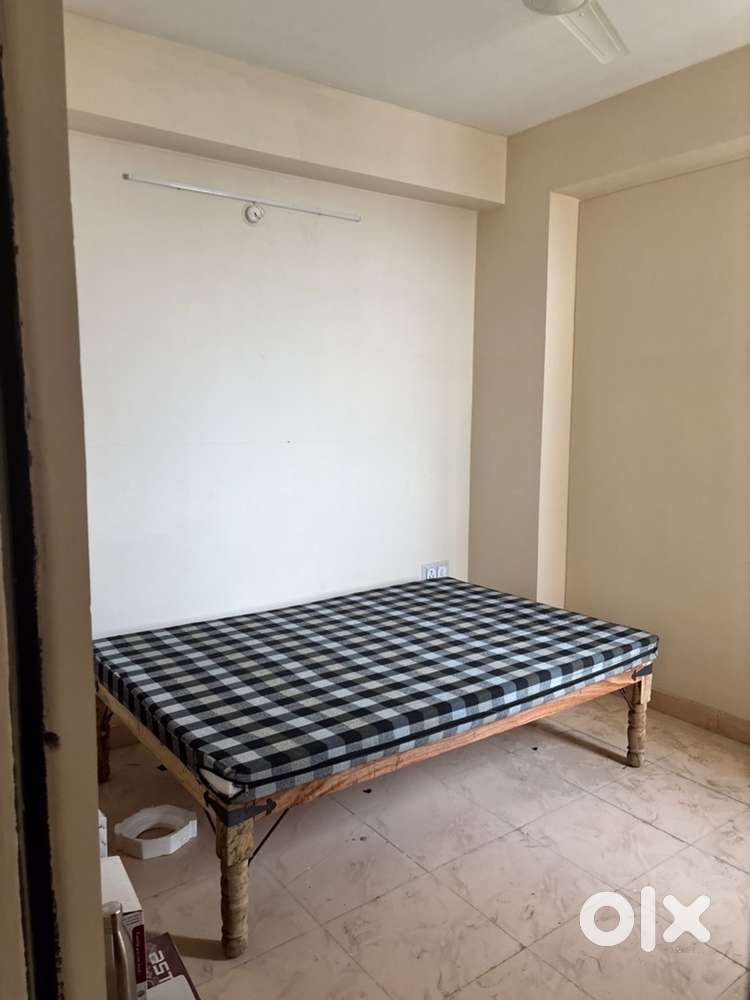 2 bhk flat available in anupam apartments only genuine  buyers contact