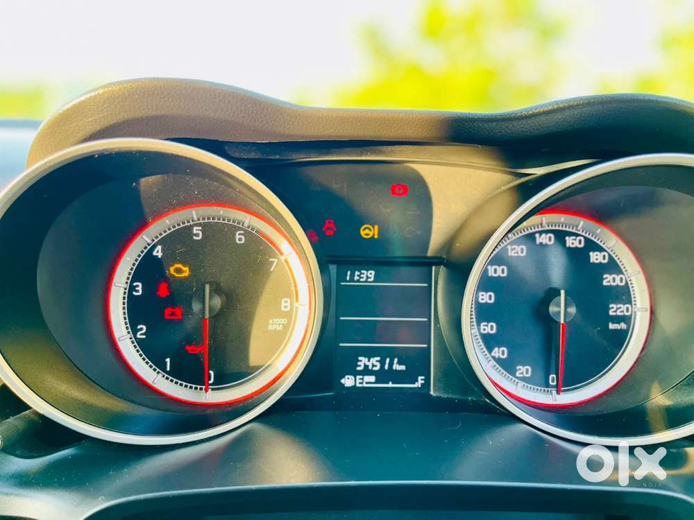Maruti Suzuki Swift 2023 Petrol Well Maintained