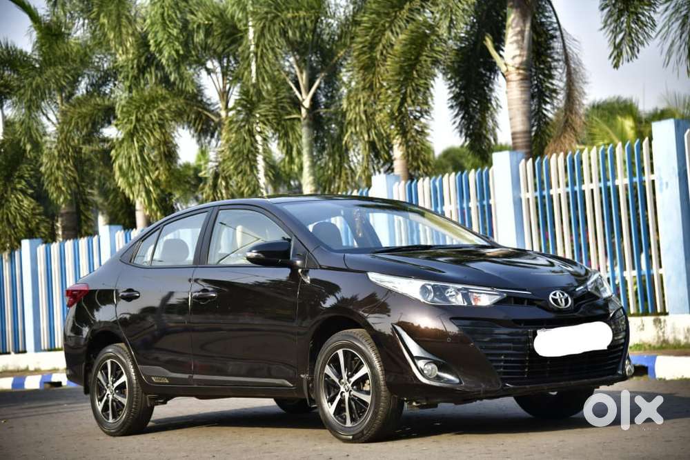 Toyota Yaris V, 2020, Petrol
