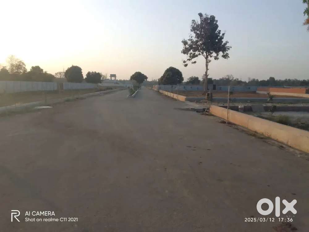 Lucknow mein plot Sultanpur Road per Amethi Bajar ke pass turant kabja