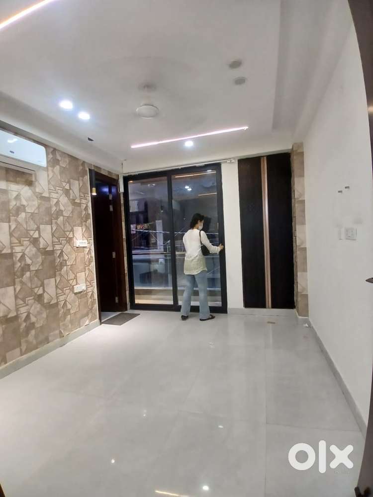 Chattarpur metro