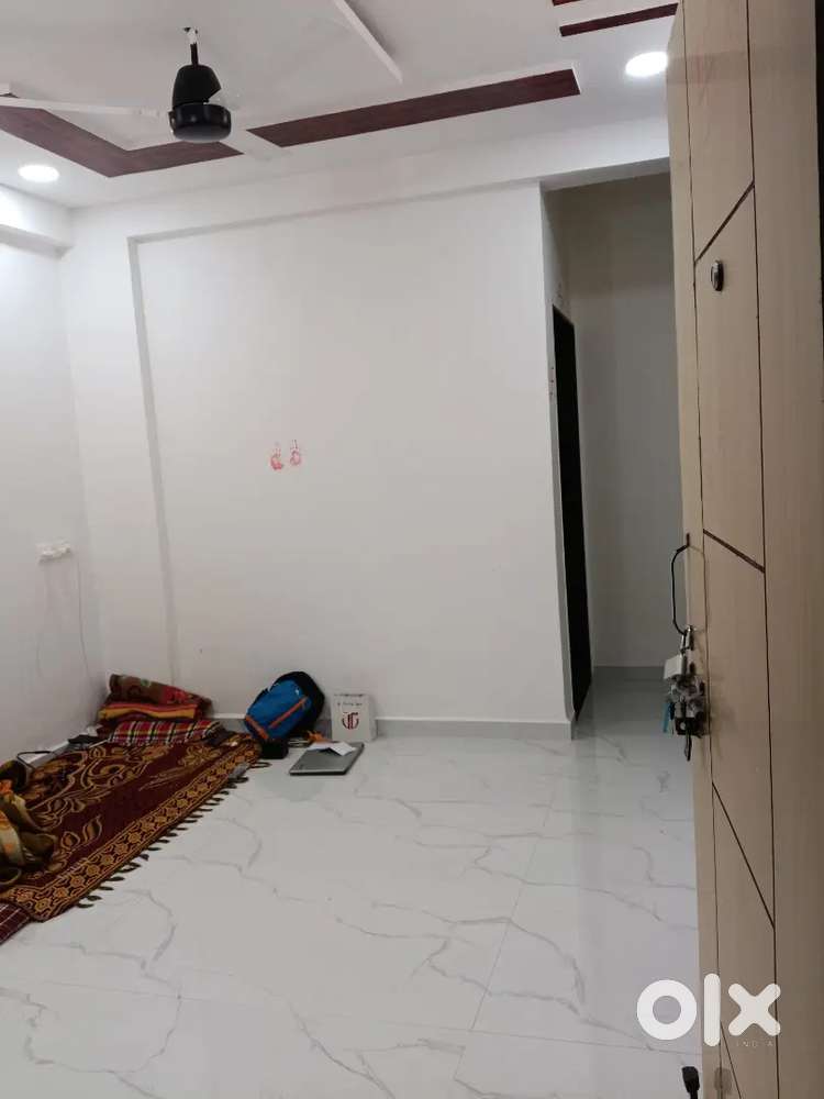 24 hrs water electricity