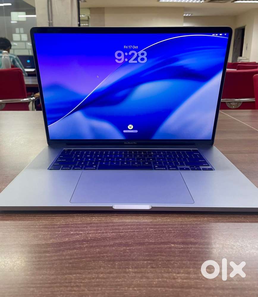 Macbook pro 16inch Touchbar 16/512Gb