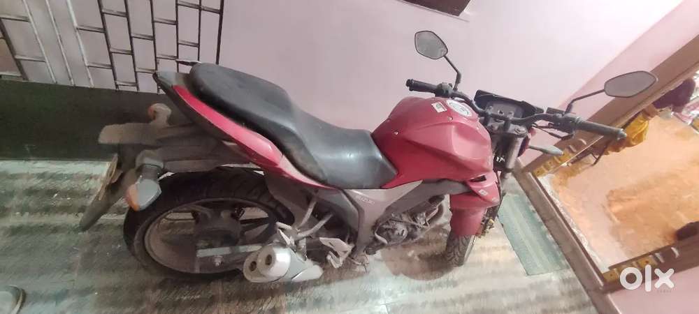 Suzuki Gixxer 2014 model