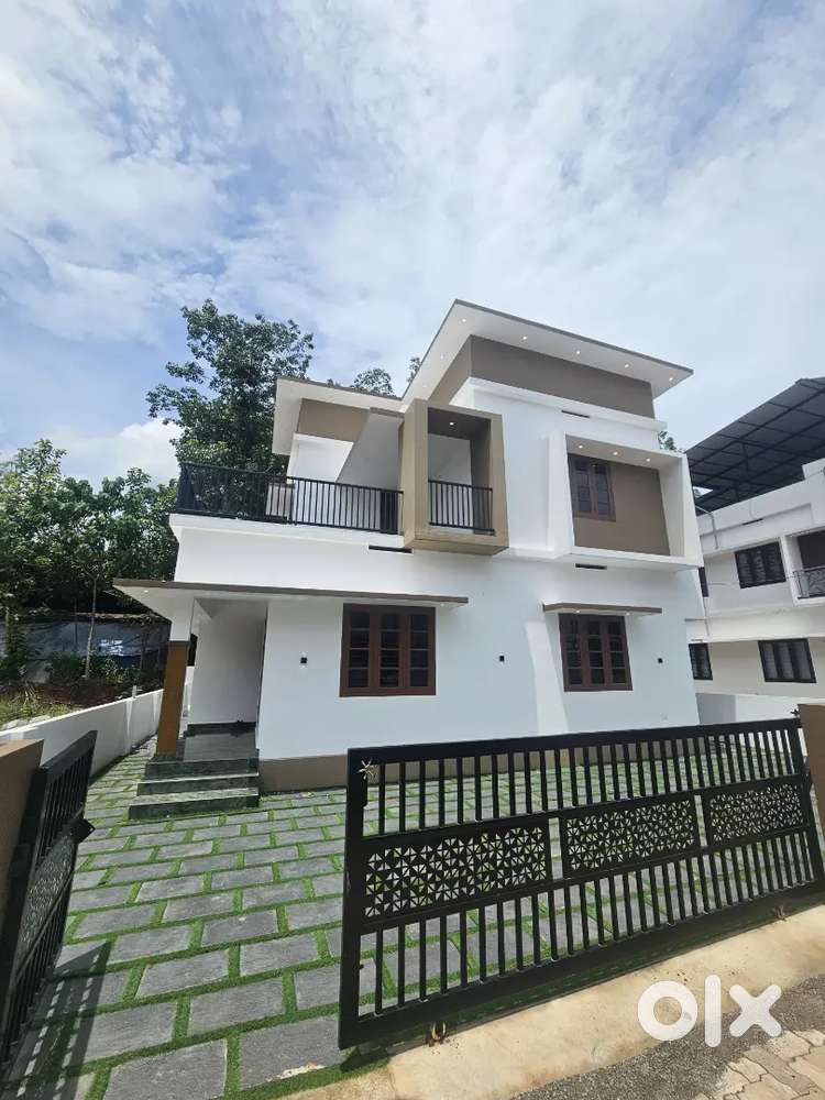 AFFORDABLE 3BHK ATTACHED VILLA IN KAKKANA INFOPARK WONDERLA PALLIKKARA