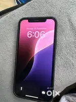 Non scractehd i phone 12(4/128)