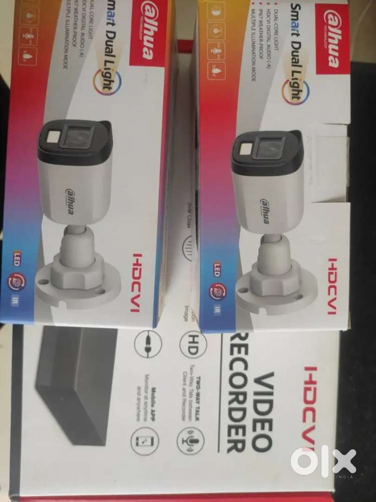Cctv 8 Channels XVR with 2 nos of smart dual light 5 mp cameras.