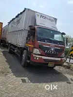 Eicher 1114.   . 9ton passing container body. 22ft