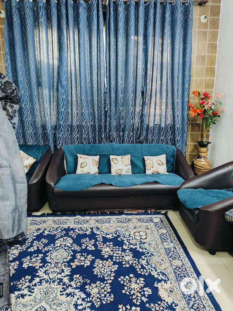 Sofa Godrej premium brand 3+1+1