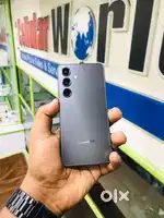 Samsung galaxy S24 (8/256GB)
