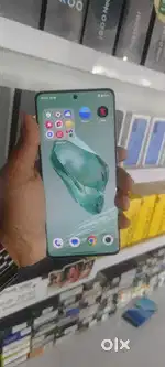ONE PLUS 12 16GB 512GB WARRANTY REMAINING FULL BOX AVAILABLE