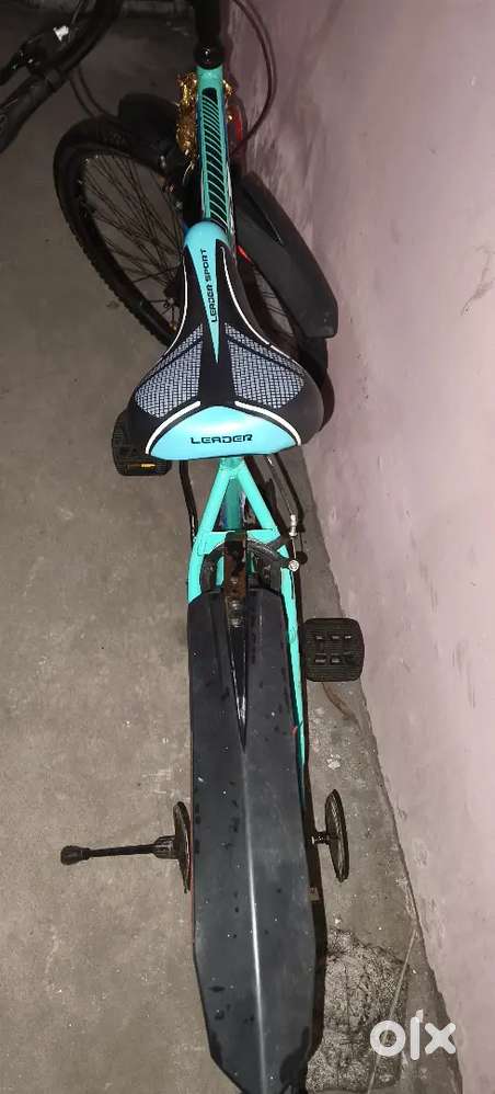 Fully new condition & mostly 1 month use