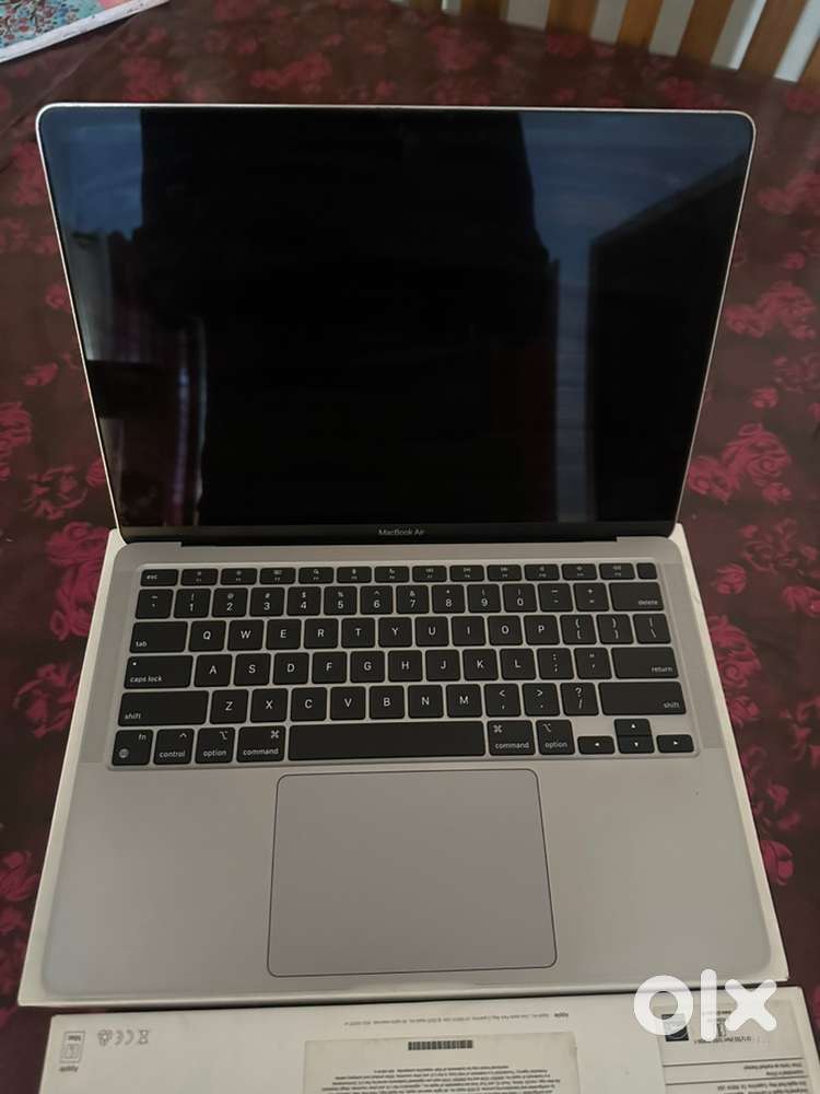 Mac book air m1   8-256