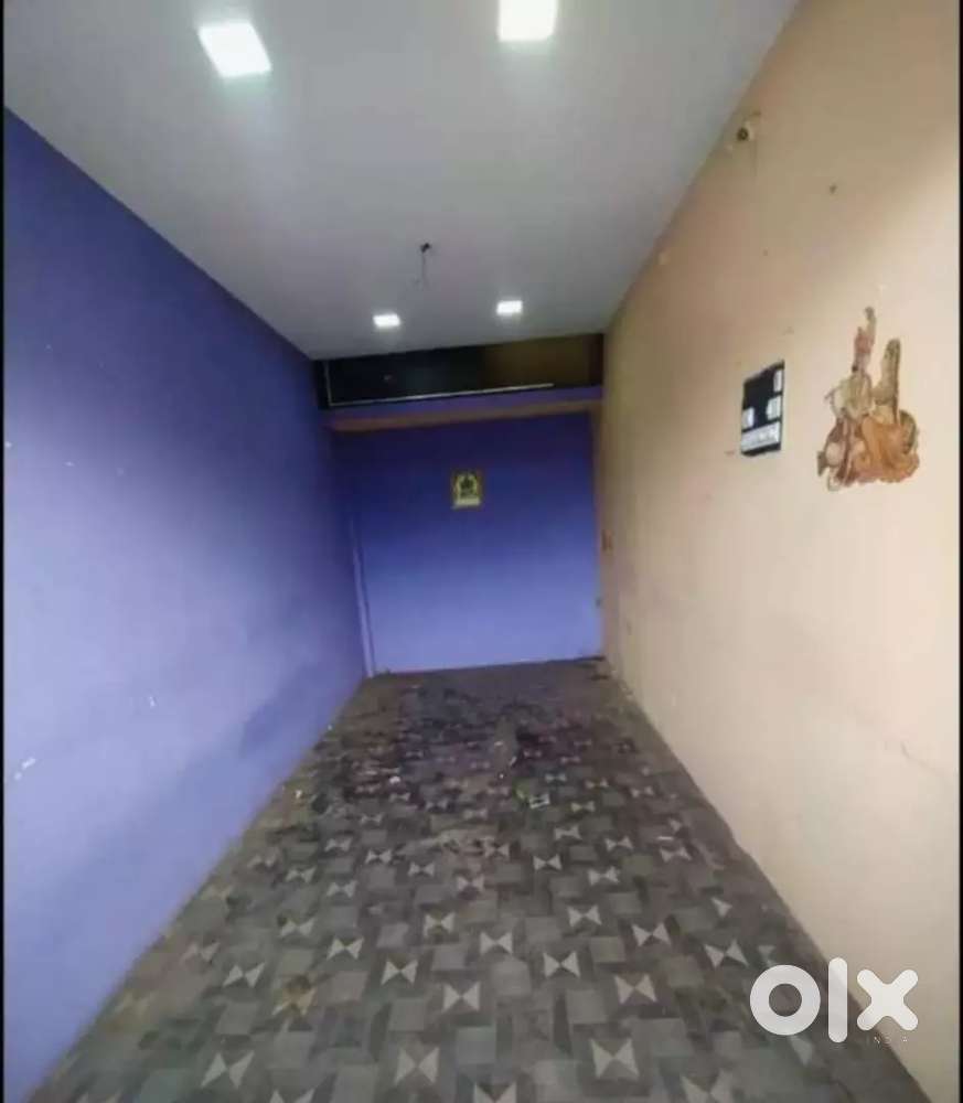 செட்டி மண்டபத்தில் பஸ் ஸ்டாப் அருகில் மேல் கடை

வாடகைக்கு உள்ளது