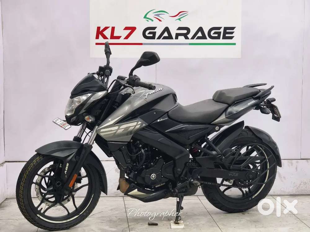 BAJAJ NS 200 BS6 ABS