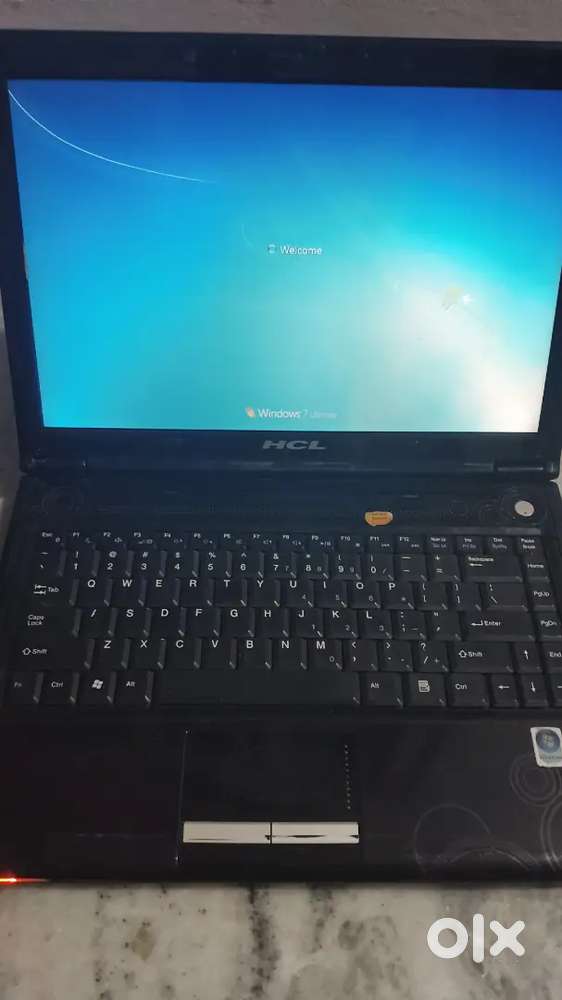 Laptop HCL