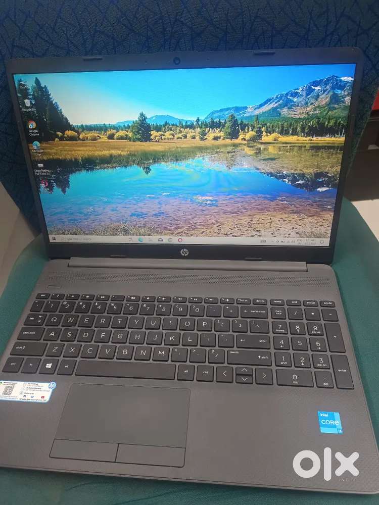hp 11th gen i3 laptop/SSD 512GB/RAM 8GB/15.6 inch full HD  display