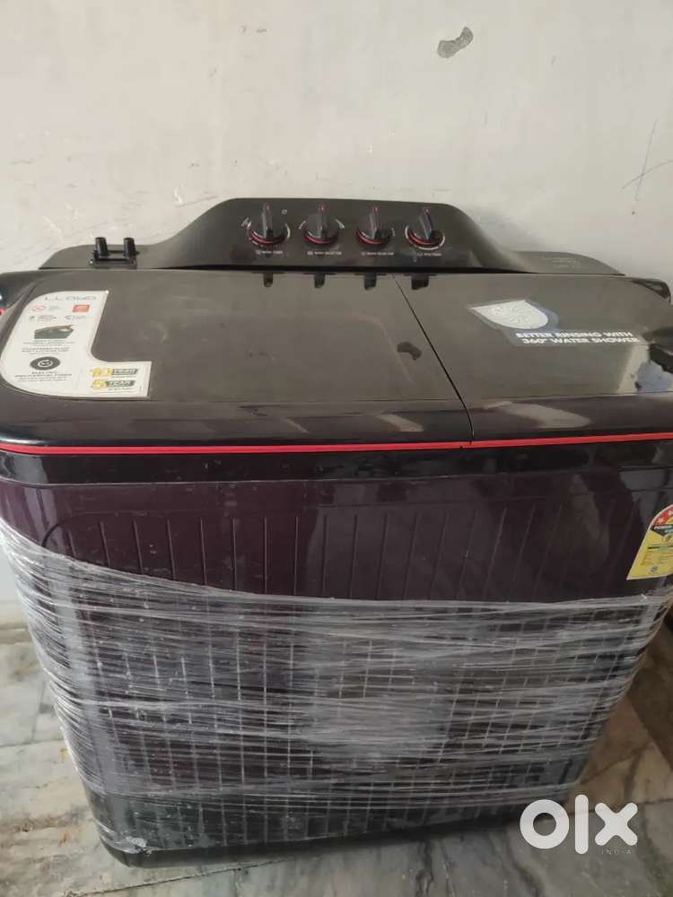 Lloyd 14 kg washing machine