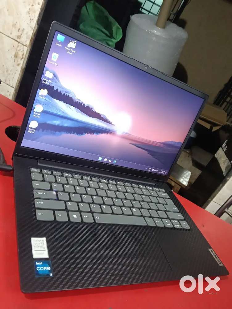 Lenovo i-3 11th generation laptop perfect working and new looking.