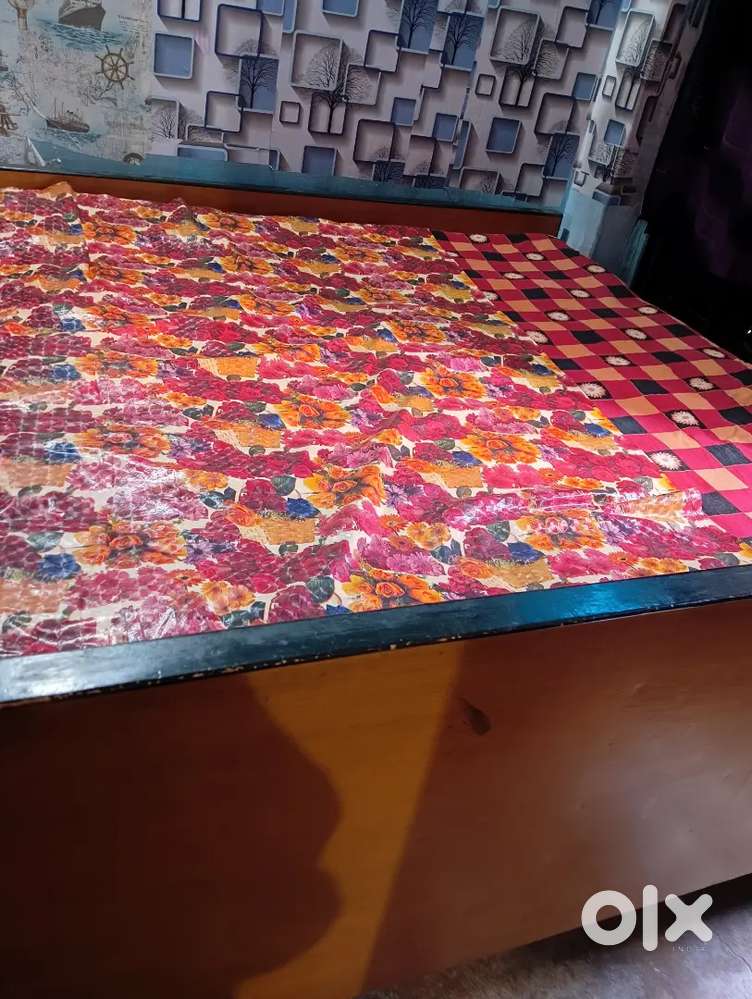 Sagun kather king size Bed