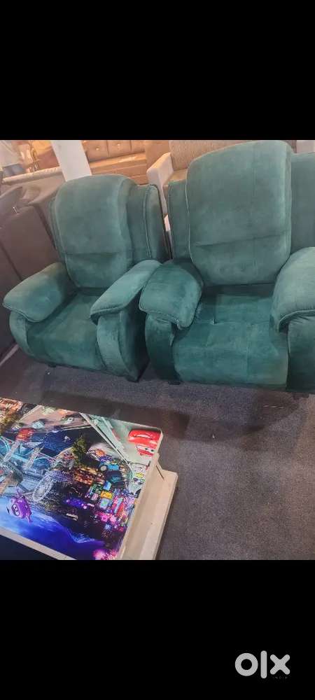 2 months used with bill best quality sofa for sell